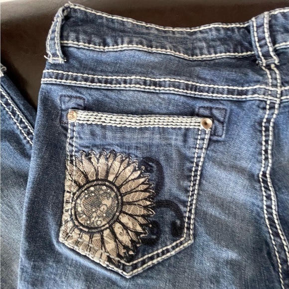 Rancho Estancia size 32 cuffed capri bling flower rhinestone jean denim modest - Picture 13 of 15